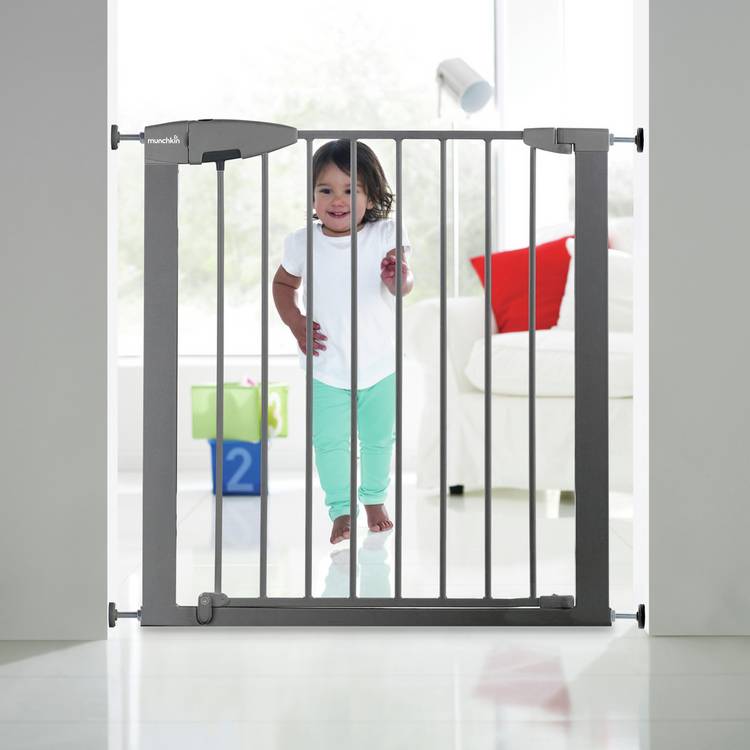 Munchkin Easy Lock Safety Gate silver, UK version