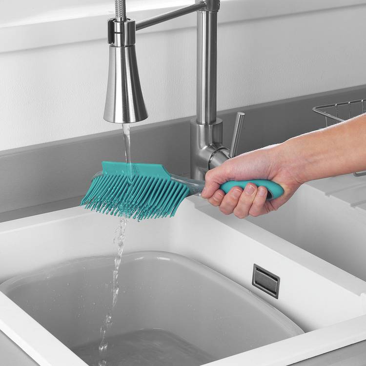 Beldray Pet Plus rubber dustpan and brush set (British brand)