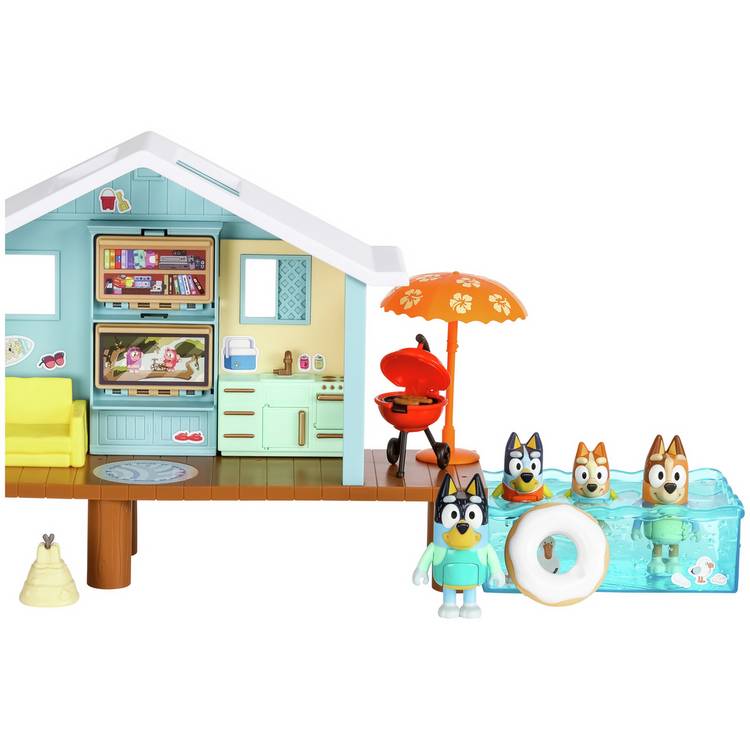 Bluey Beach Cabin Exclusive Bundle playset, UK version