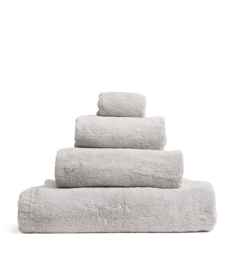 Harrods of London organic cotton hand towel 50cm x 100cm, UK version