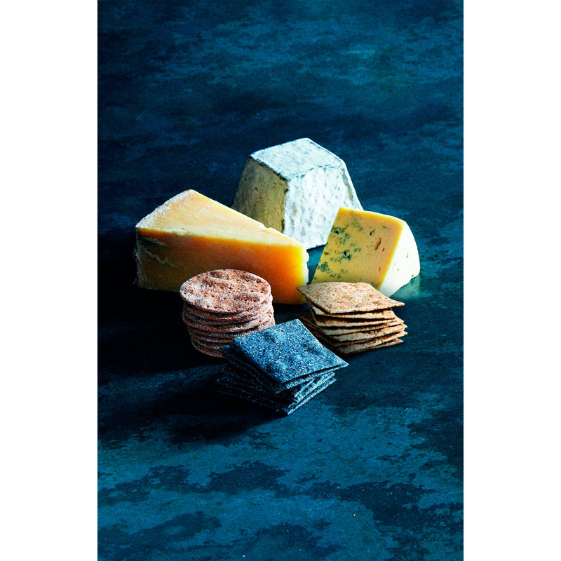 Peter's Yard sourdough crackers selection box 270g - British product