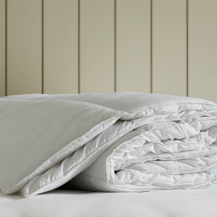 Habitat anti-allergy duvet single 10.5 tog (British brand)