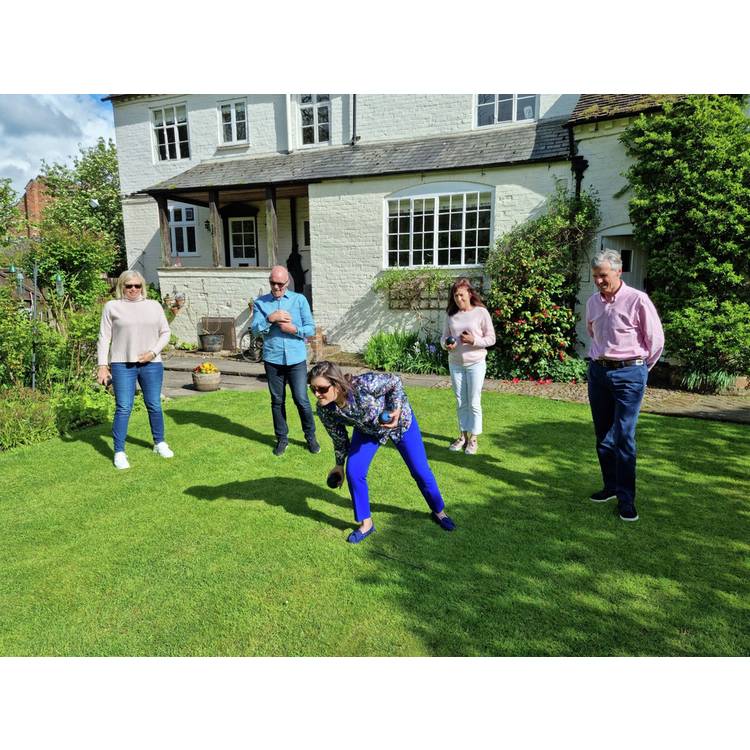 Bex garden bowl set for outdoor lawn games (British brand)