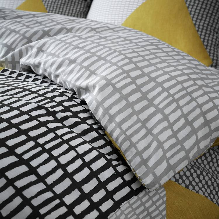 Catherine Lansfield Larsson Geo Ochre bedding set single (British brand)