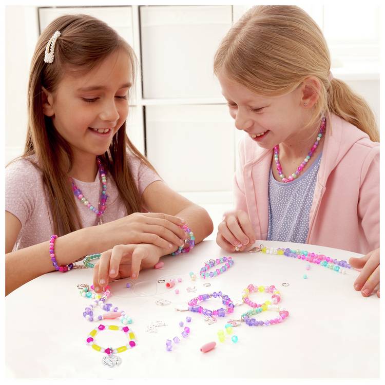 Charm Jewellery unicorn jewellery kit with beads and charms, imported from the UK
