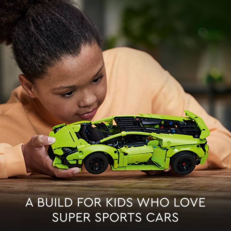 LEGO Technic Lamborghini Huracán Tecnica model car set 806 pieces - British product
