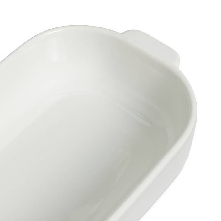 Habitat Riko porcelain roaster 21cm, imported from the UK
