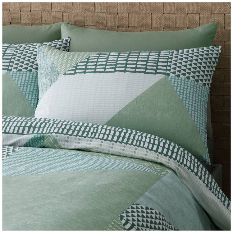 Catherine Lansfield bedding set geometric print green single, imported from the UK
