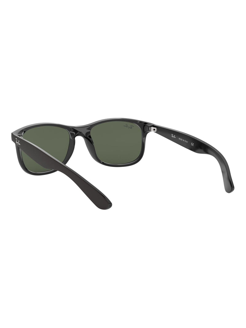 Ray-Ban Andy schwarze Sonnenbrille mit Nylonrahmen, britische Version