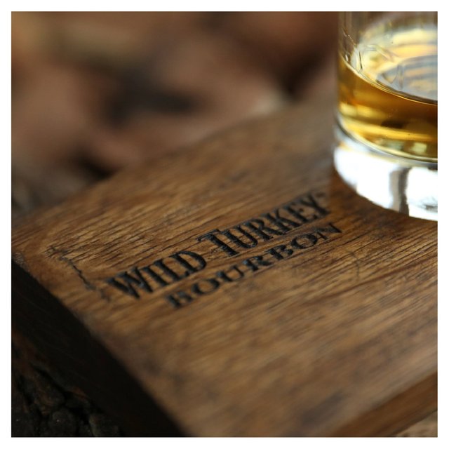 Wild Turkey Kentucky Straight Bourbon Whiskey    70cl GOODS M&S