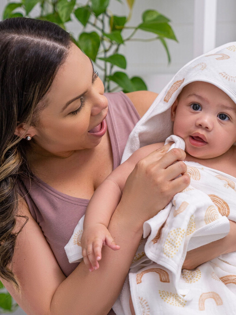 aden + anais cream cotton muslin hooded towel set (British brand)
