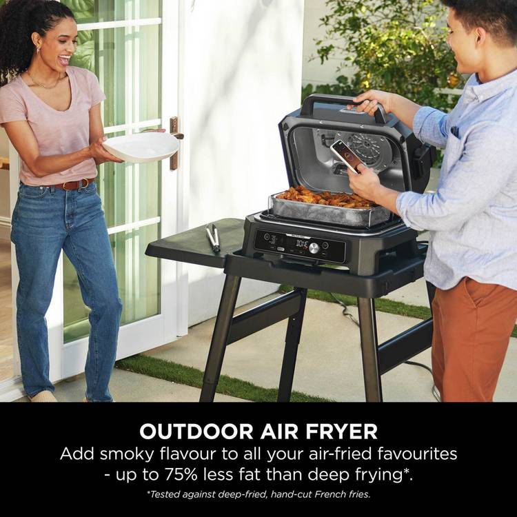 Ninja Woodfire Pro XL BBQ grill and smoker - British product