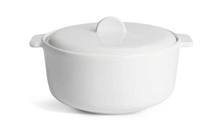 Habitat Riko 2.29L ceramic casserole dish, imported from the UK