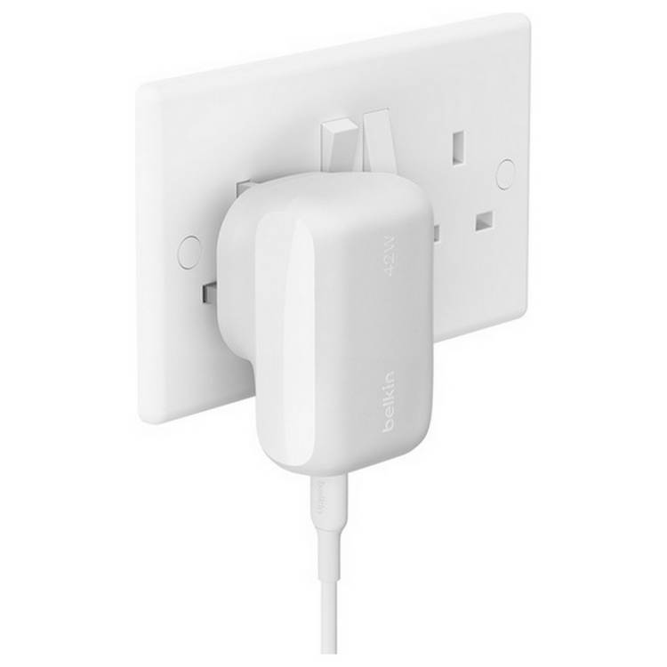 Belkin dual port USB C and USB-A charger 42W - British product