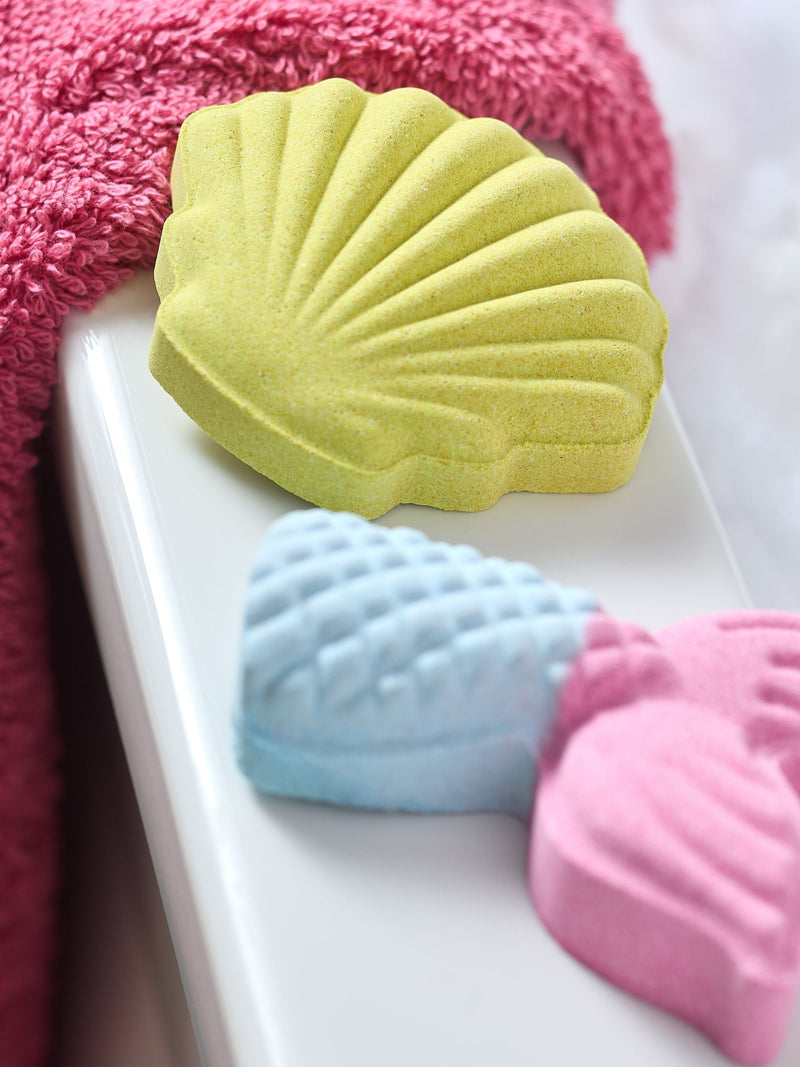 Rainbow bath fizzers set for kids with under-the-sea shapes, UK version