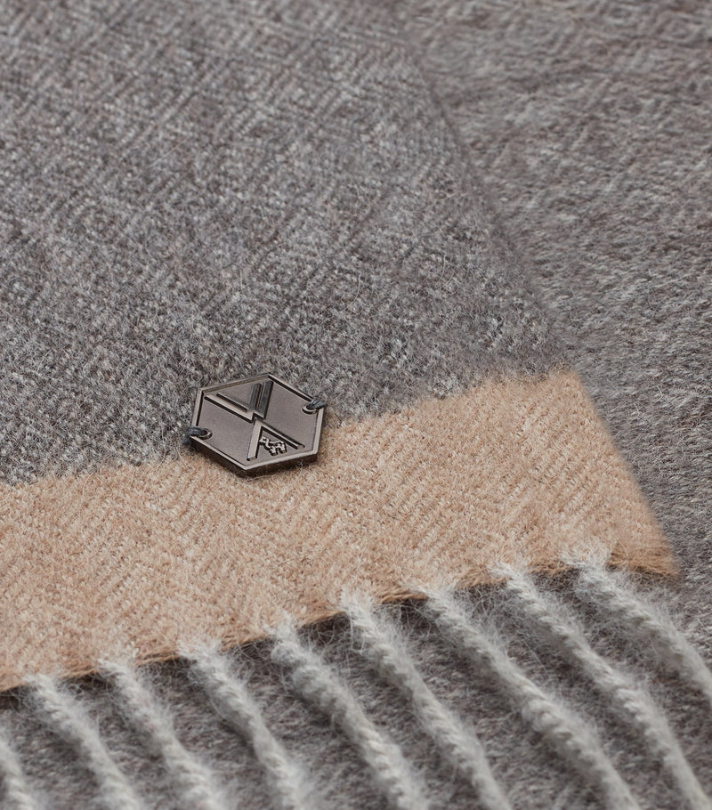 Weich Plaid Merima Throw 180cm x 130cm (British brand)