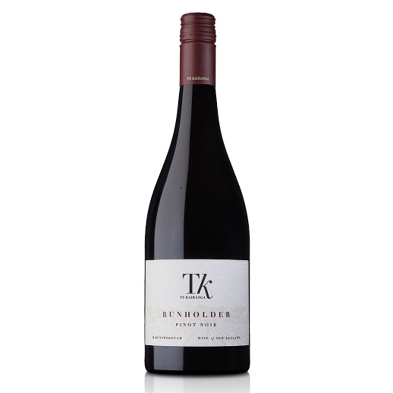 Te Kairanga Pinot Noir 75cl 2023 - British product
