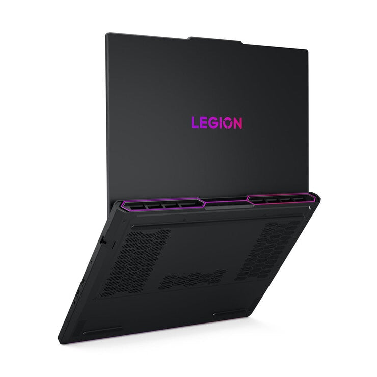 Lenovo gaming laptop Legion Pro 7 16 inch, UK version