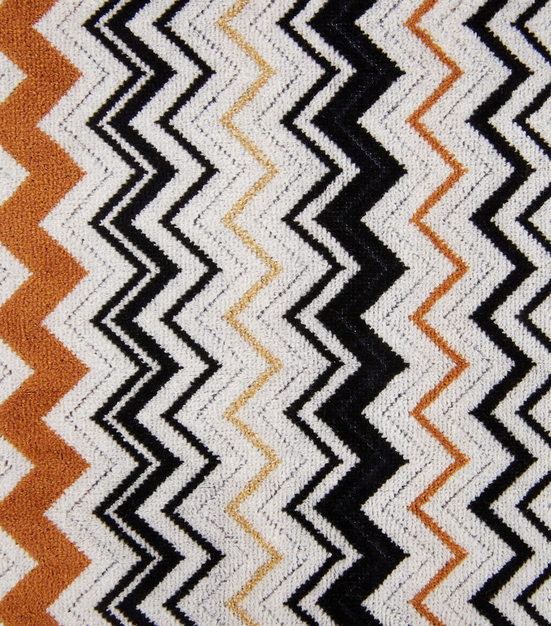 Missoni Home cotton bath sheet with zigzag pattern, 100cm x 150cm, imported from the UK