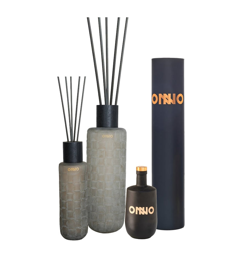 Onno Chess Precious Oud reed diffuser 500ml, imported from the UK
