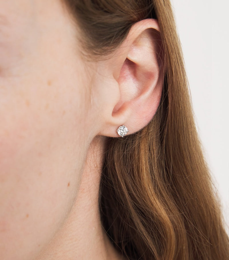 Harrods white gold diamond stud earrings 1.00ct (British brand)