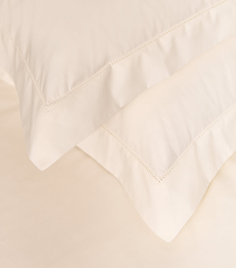Harrods of London double flat sheet 230cm x 260cm, UK version
