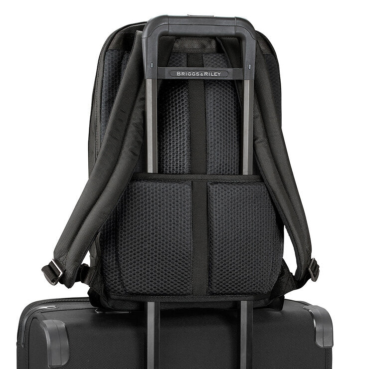 Briggs & Riley @work medium backpack laptop protection - British product