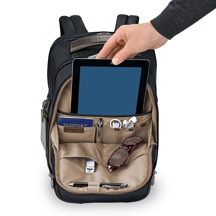 Briggs & Riley @work medium backpack laptop protection - British product