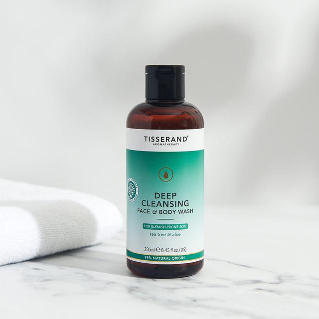 Tisserand Tea Tree & Aloe All Over Skin Wash   250ml GOODS M&S