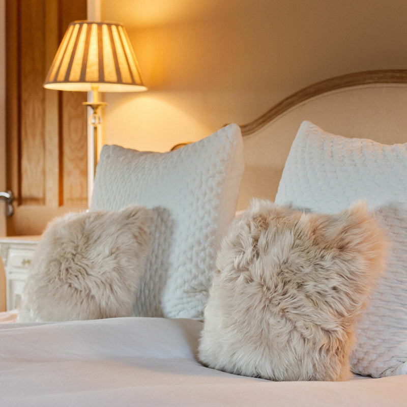 Bowron sheepskin cushion in 6 colours 35 x 35cm - British product