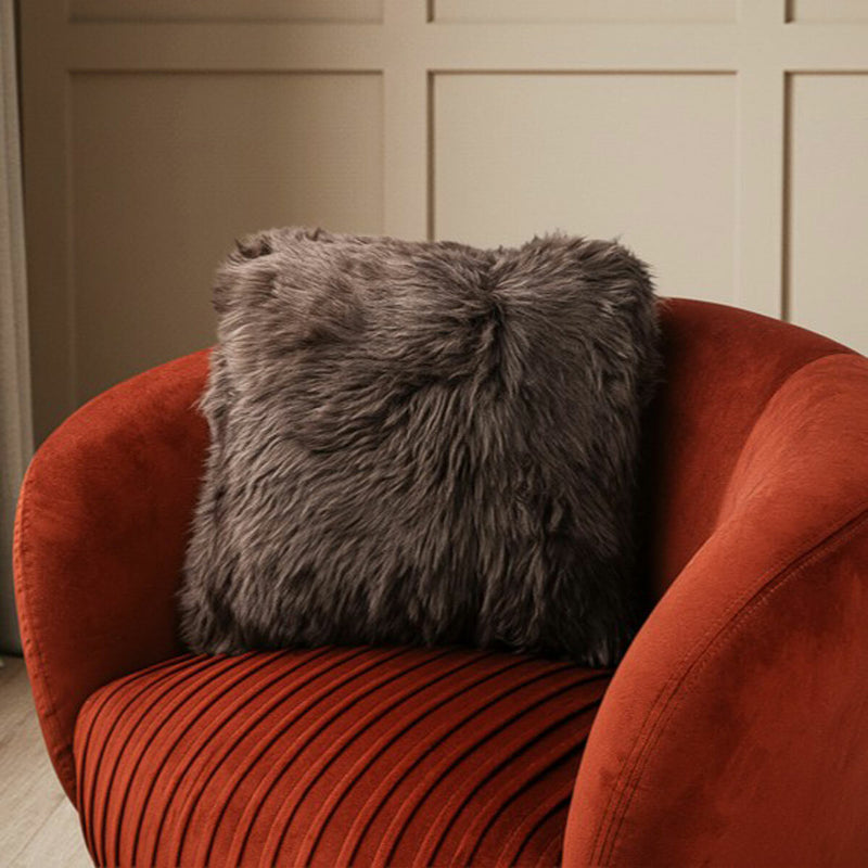 Bowron sheepskin cushion in 6 colours 35 x 35cm - British product