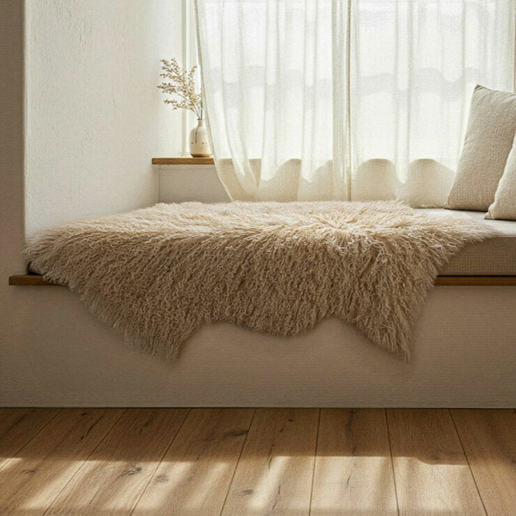 Bowron Tibetan sheepskin rug 60x90cm (British brand)