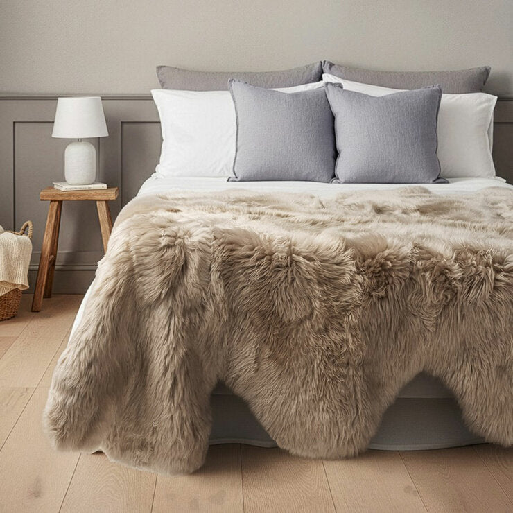 Bowron Sheepskin Octo Rug in 5 colours 214 x 180 cm - British product