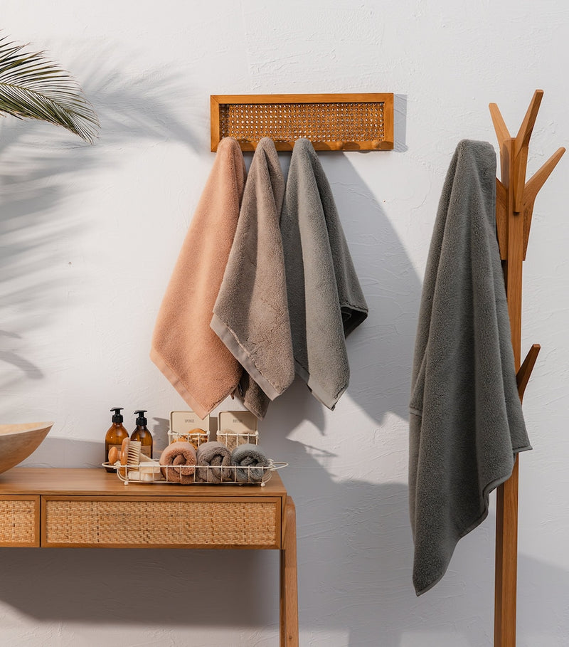 Hamam Olympia organic cotton hand towel 50cm x 100cm, UK version