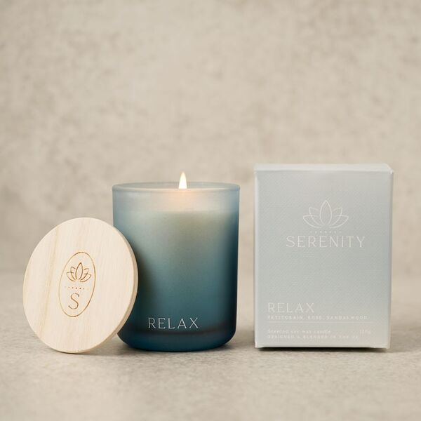 Serenity Relax Candle Rose Cardamom Pink Pepper 120g (British brand)