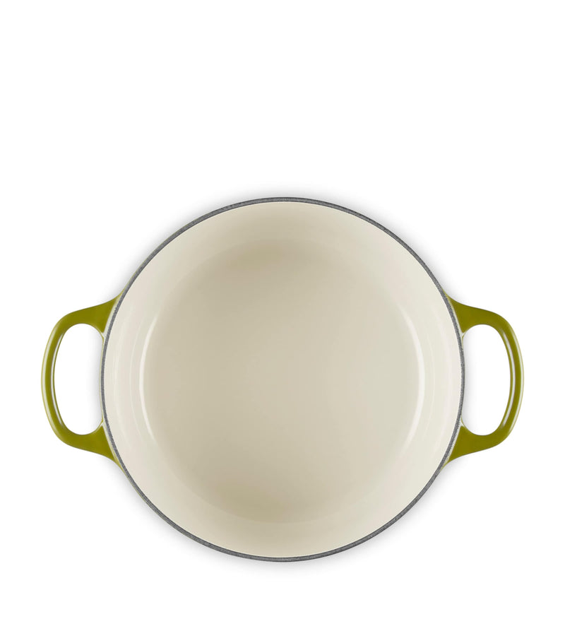 Le Creuset round casserole dish 24cm, UK version