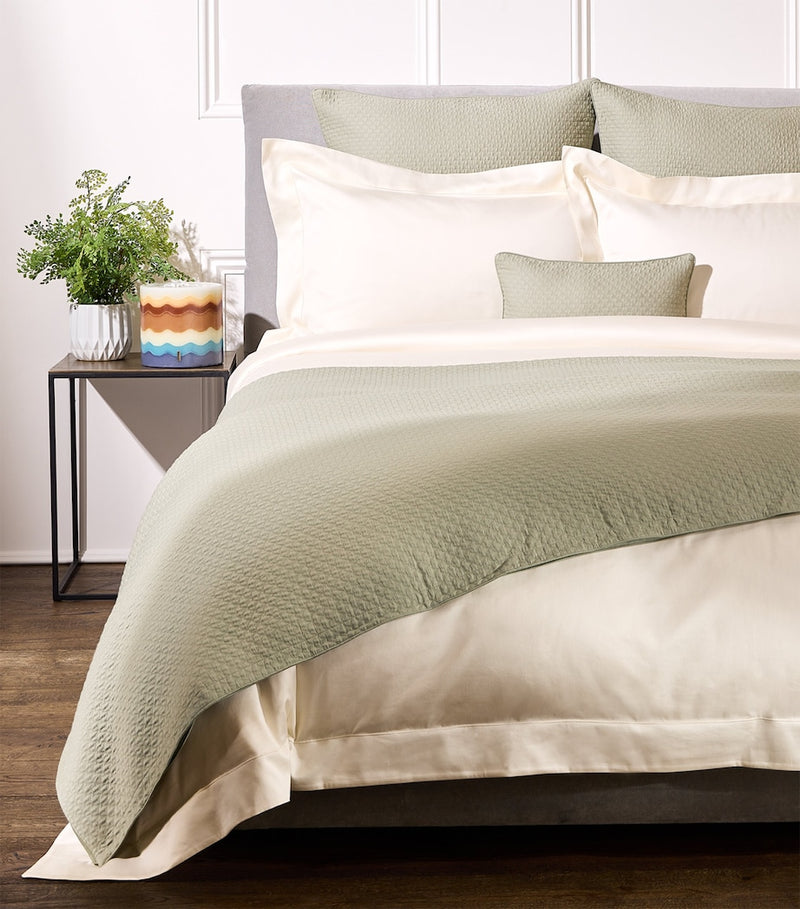 Celso De Lemos King Bedspread 245cm x 255cm - British product