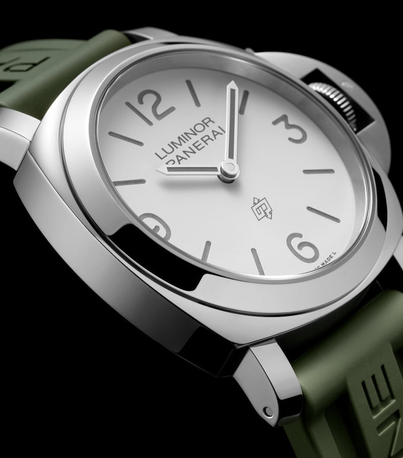 Panerai Luminor steel watch 44mm - British product
