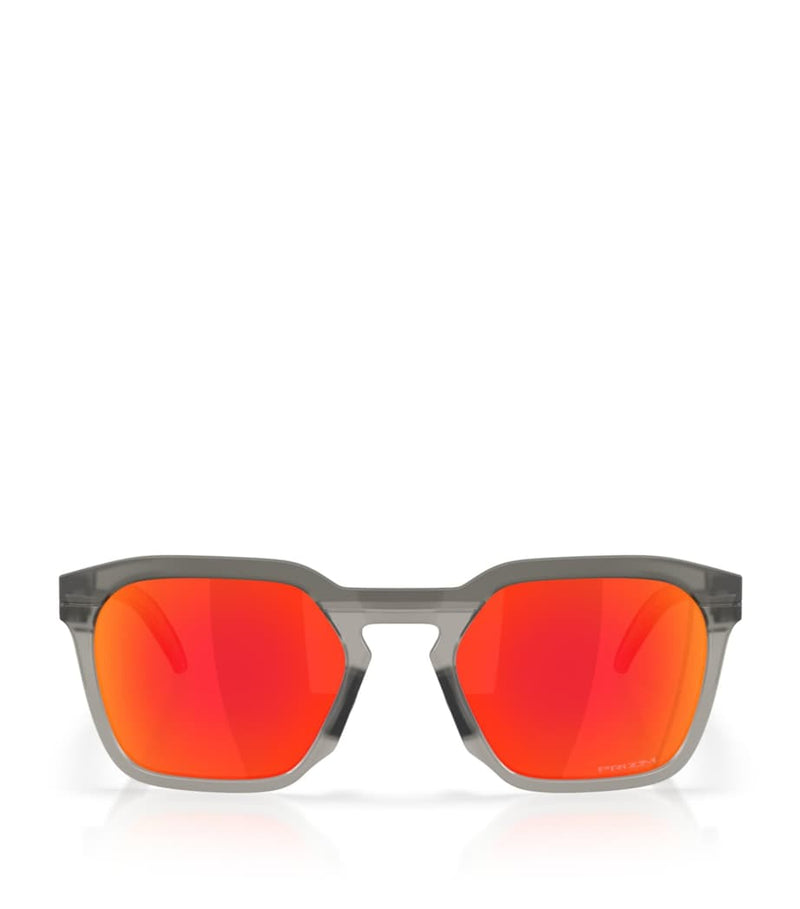 Oakley HSTN SQ square sunglasses, UK version