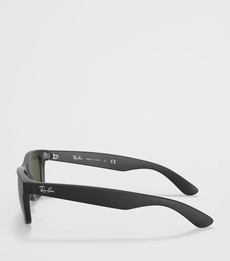 Ray-Ban New Wayfarer Classic sunglasses (British brand)