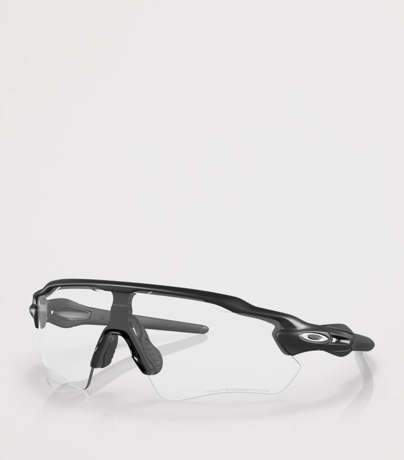 Oakley Radar EV Path Shield sunglasses photochromic (British brand)