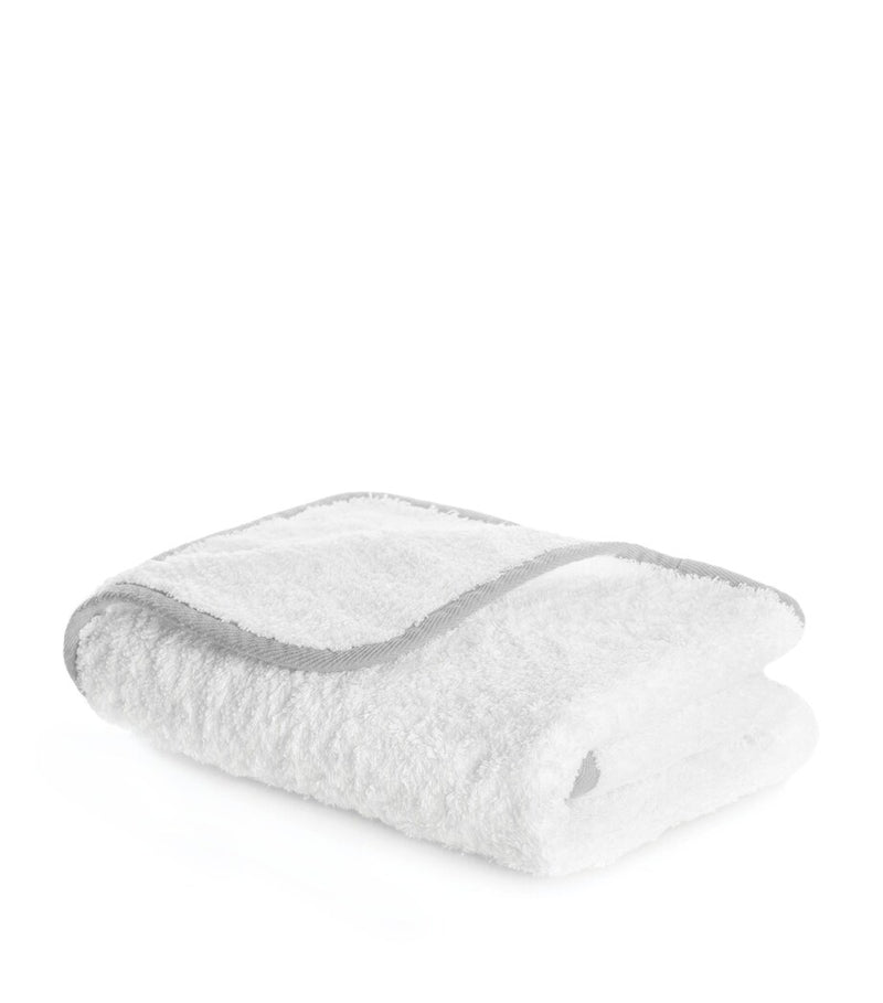 GRACCIOZA Egyptian cotton bath towel with colourful piping 70cm x 140cm, UK version
