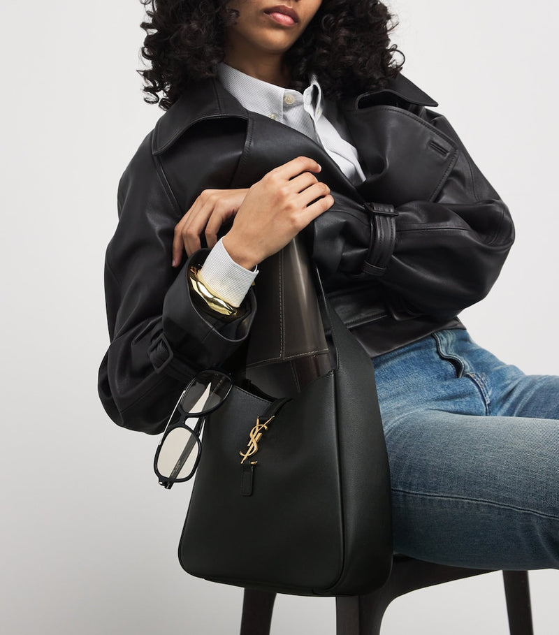 Saint Laurent small shoulder bag grained leather, UK version