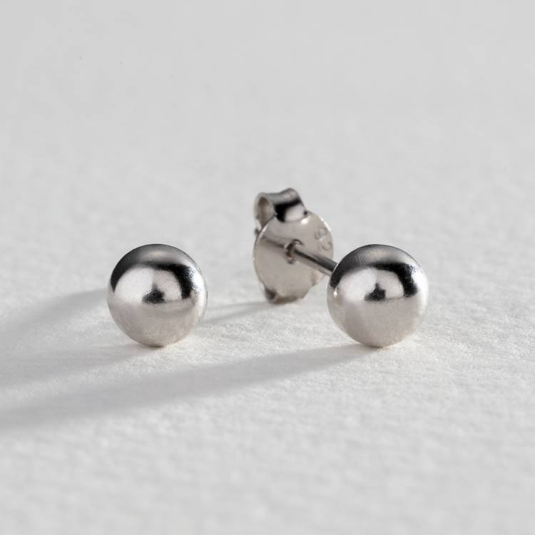 Revere ball stud earrings set of 4 (British brand)