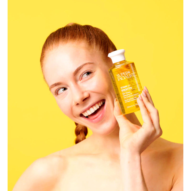Super Facialist vitamin C cleansing oil 200ml (British brand)