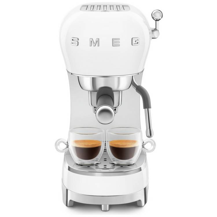Smeg manual espresso coffee machine white, UK version