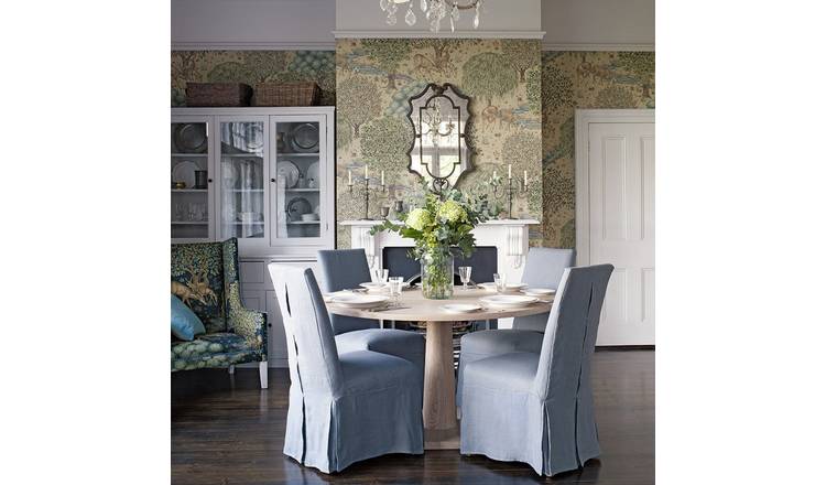 Morris & Co wallpaper The Brook Garden Green - British product