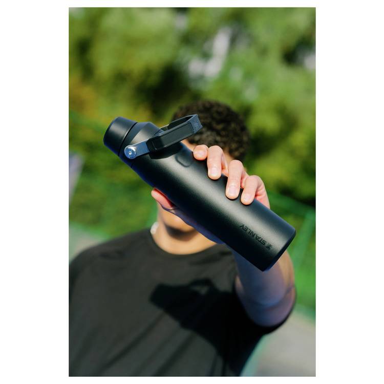 Stanley AeroLight IceFlow Black water bottle 600ml - British product
