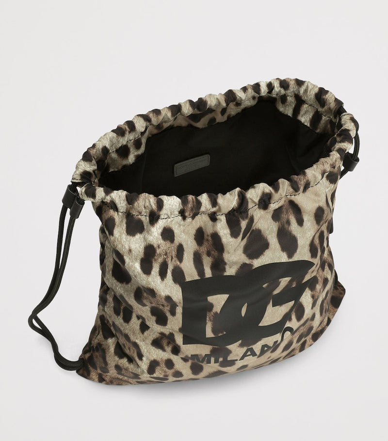 Dolce&Gabbana Kids leopard print drawstring backpack (British brand)