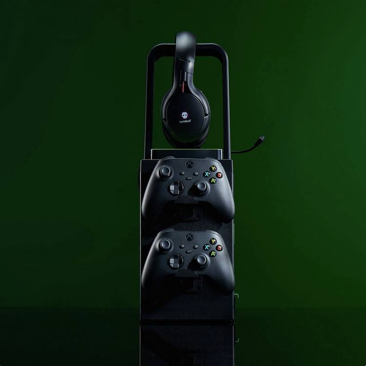 Numskull Xbox Light Gaming Locker - British product